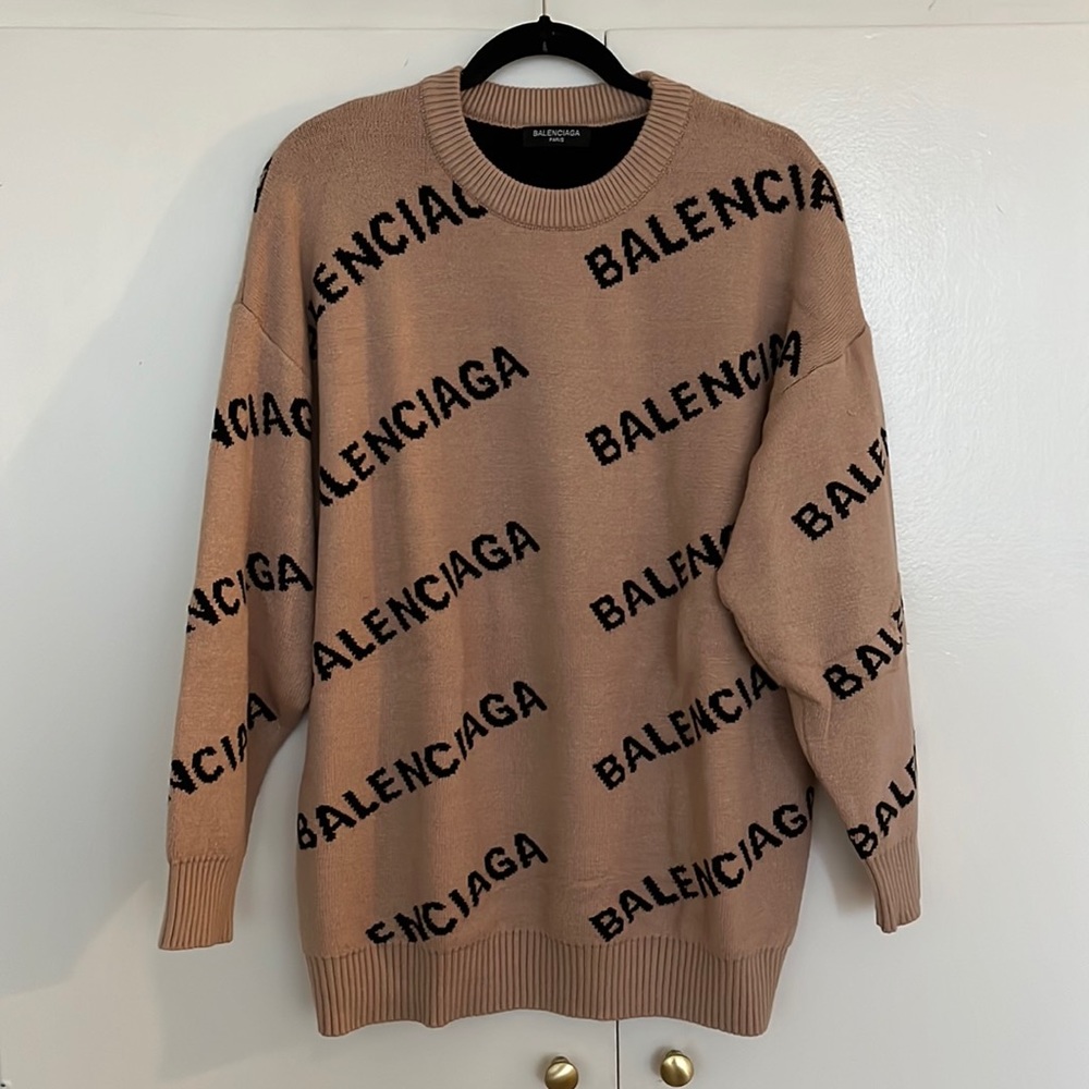 BRAND NAME / logo repeat heavy sweater